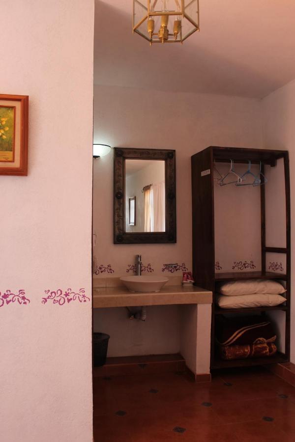 Hotel Posada Chamacuero Comonfort Buitenkant foto