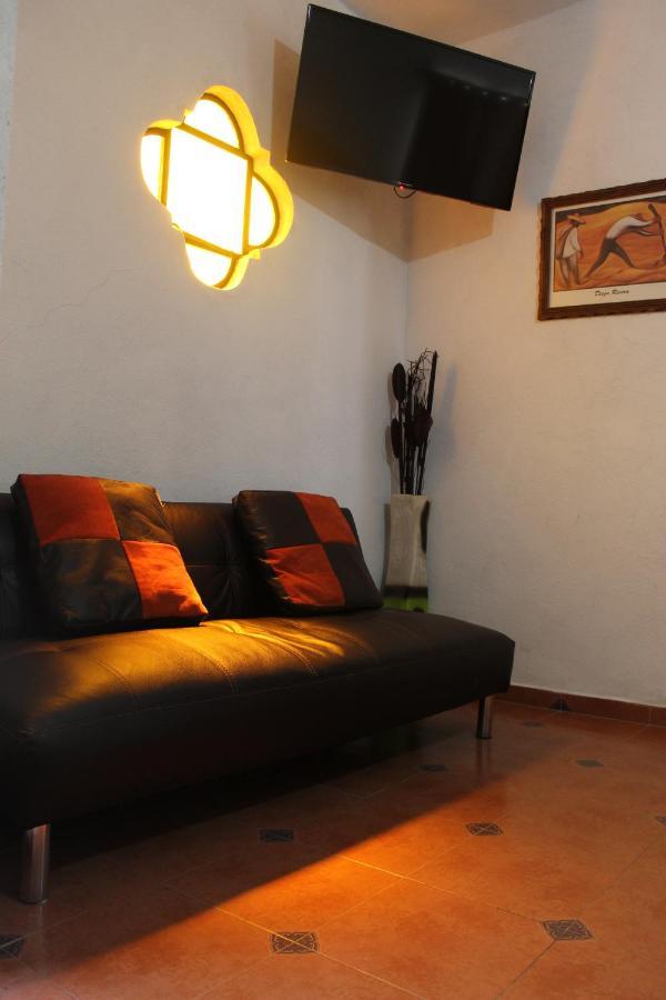 Hotel Posada Chamacuero Comonfort Buitenkant foto